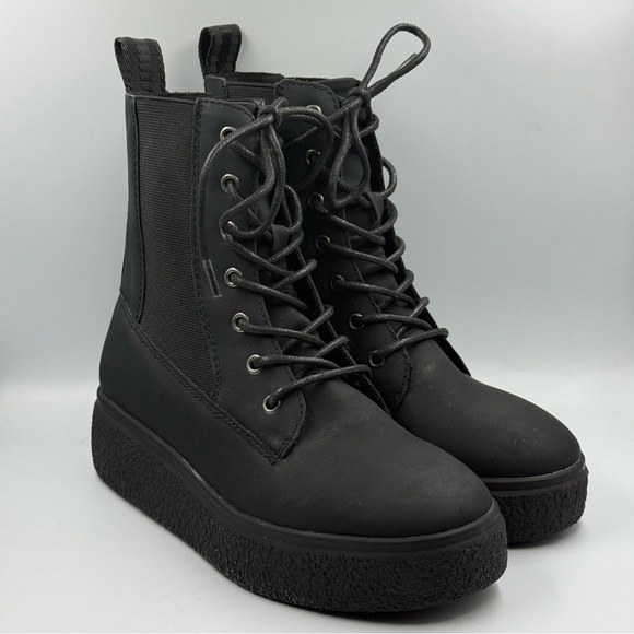 Rocket Dog Shoes - Rocket Dog Aggie Platform Sneaker Boots Black Lace Up Size 6.5